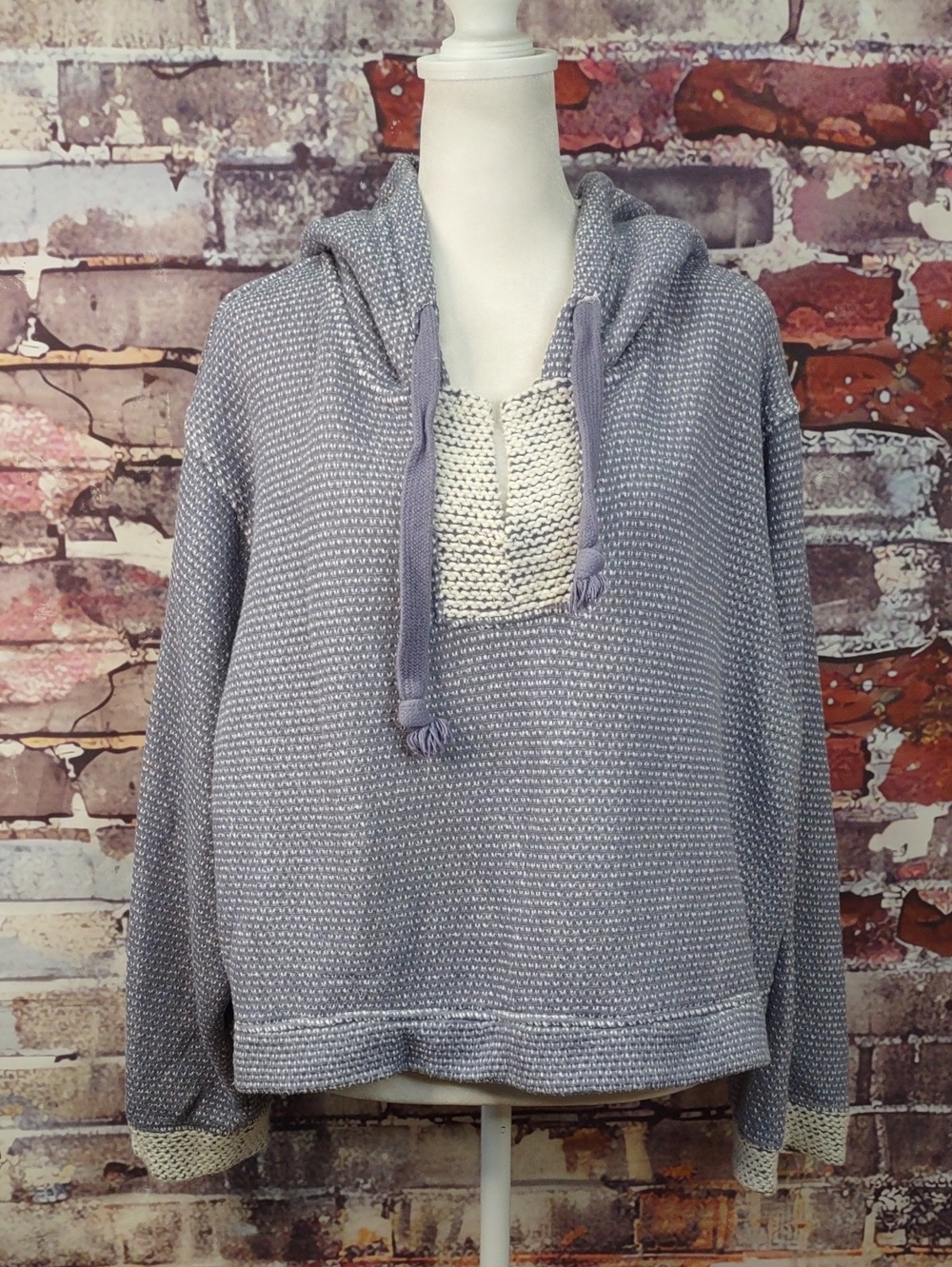 Vintage Havana Textured Knit Hoodie